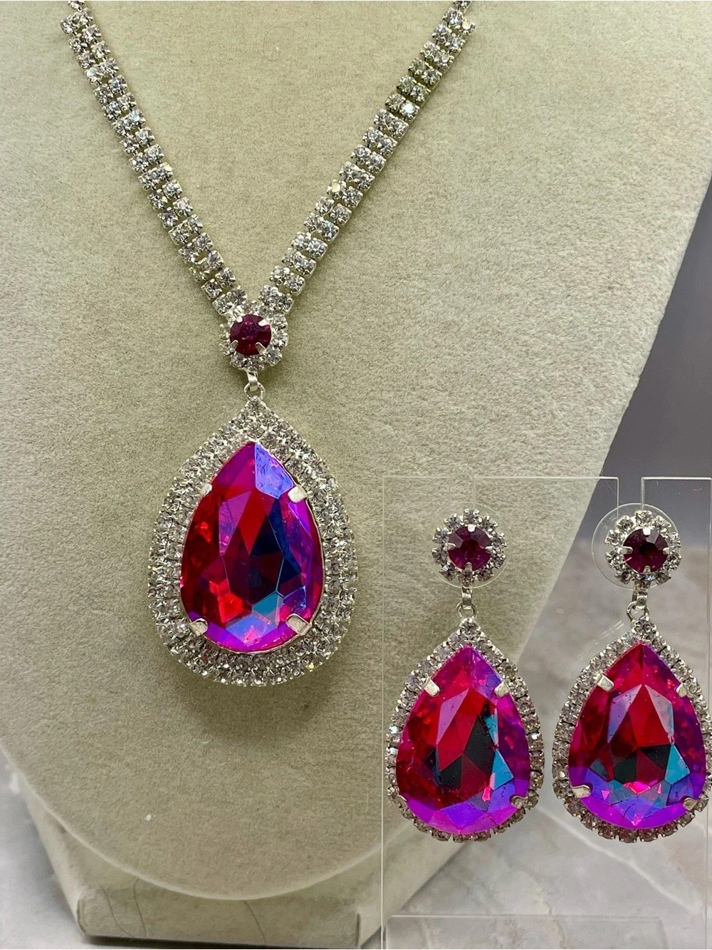 Pink Teardrop Crystal Pendant Necklace & Earrings. 16 inches/4 inch extender